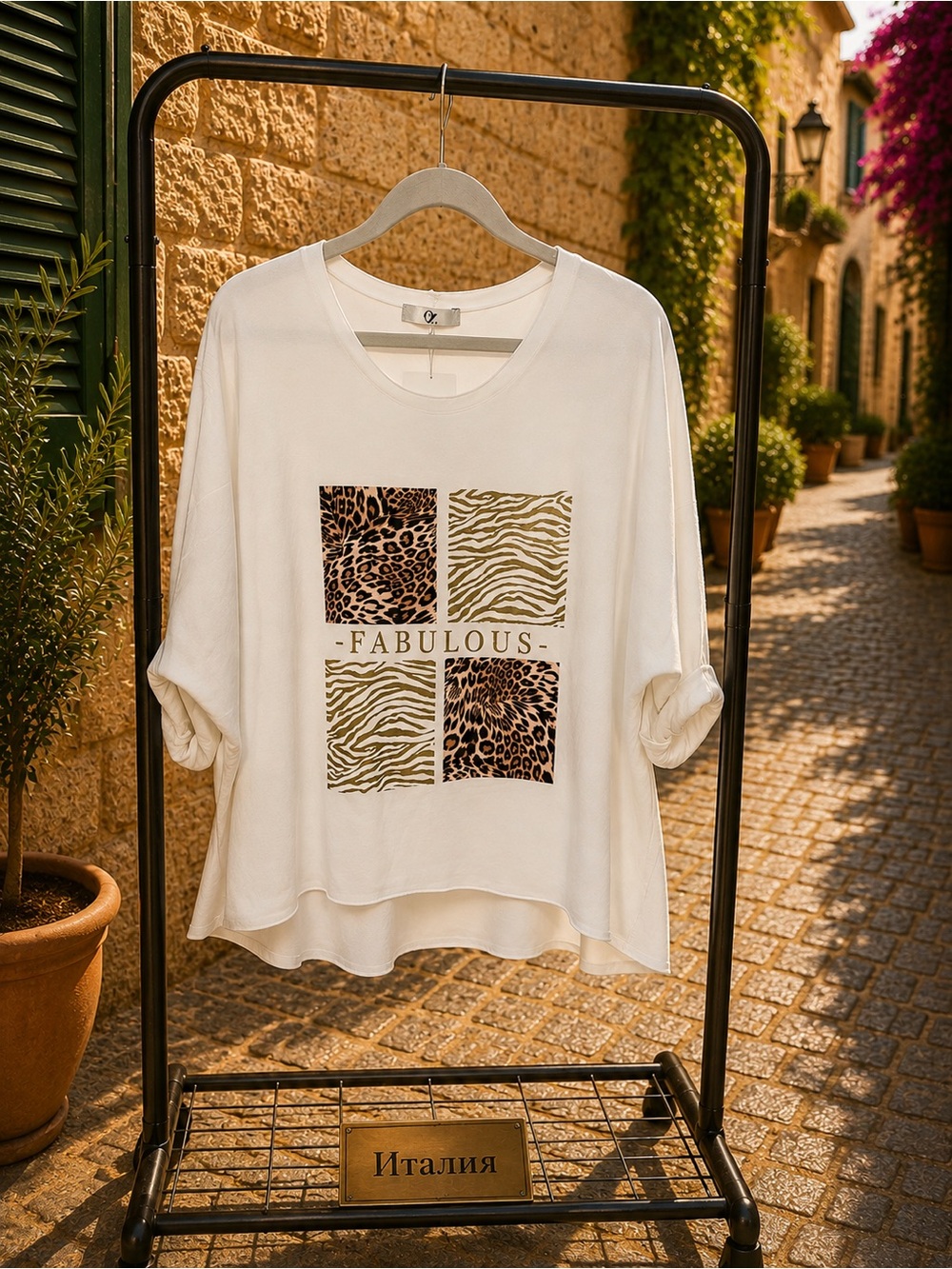 IT005 🇮🇹 Made in Italy White Animal Print Relaxed Tunic Top